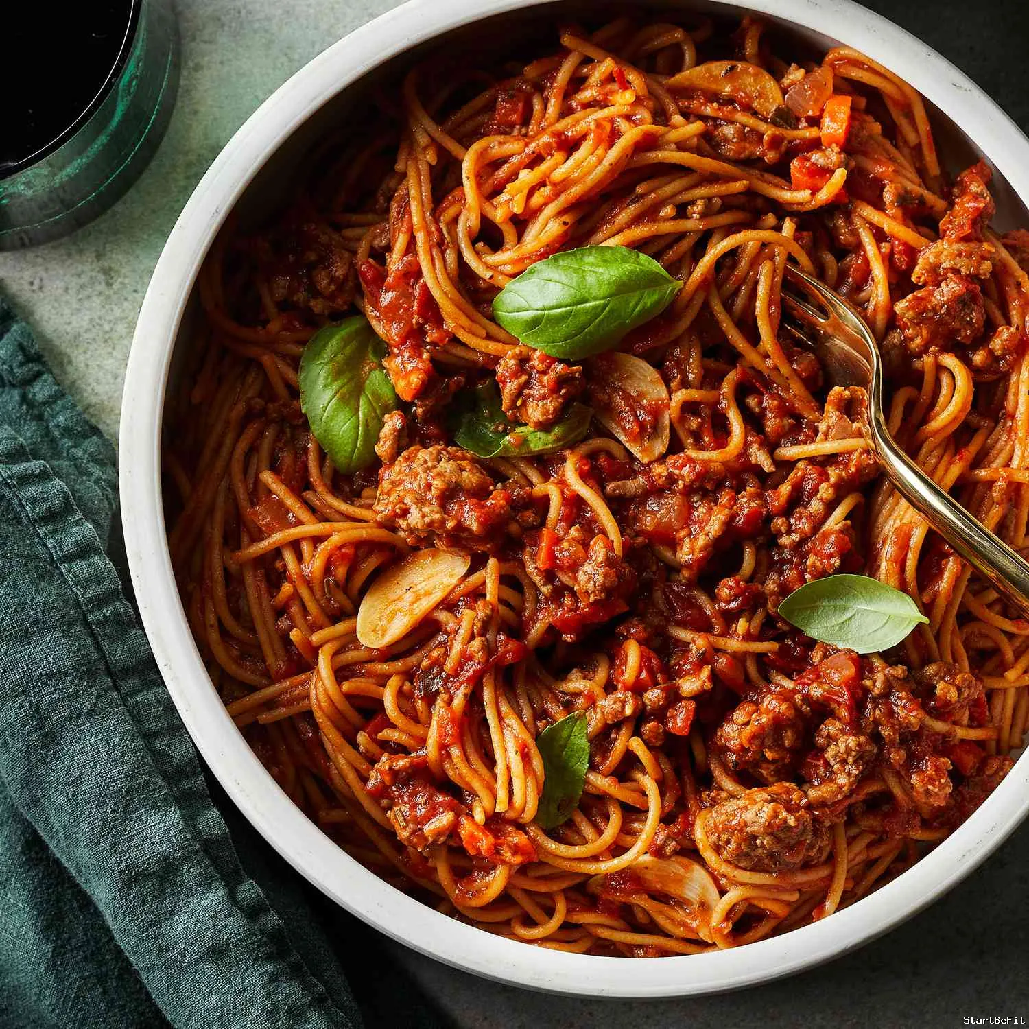 One-Pot Spaghetti with Meat Sauce